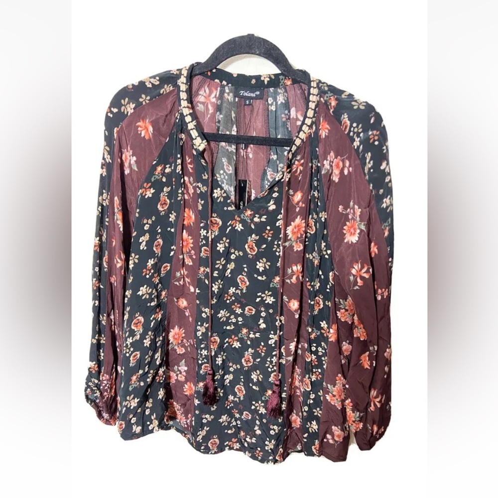 NEW Tolani floral print long sleeve peasant blouse S